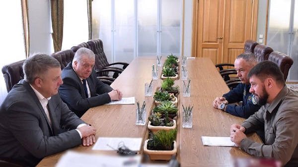 В Брянск прибыли советник главы МЧС России и начальник ГУ МЧС России по городу Москве