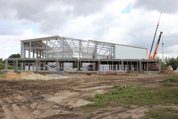 В Стародубе продолжается строительство спортивно-оздоровительного комплекса с бассейном