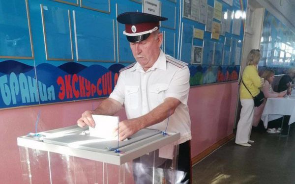 Атаман Брянского казачества Василий Игрунёв проголосовал за стабильность