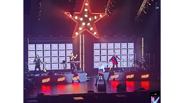 Брянские бойцы СВО с семьями побывали на концерте SHAMAN’а