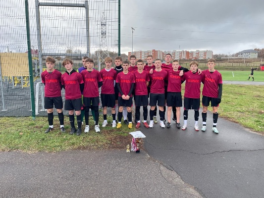 Команда из Стародуба стала серебряным призёром Межрегионального турнира по футболу