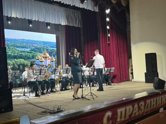 Военный оркестр Управления Росгвардии дал концерт в честь Дня народного единства