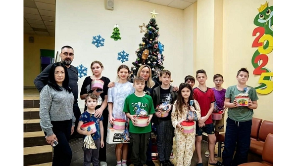 Председатель Комитета семей воинов Отечества Брянщины Марина Седнева навестила в Фокино детей из ДНР, ЛНР и Курской области