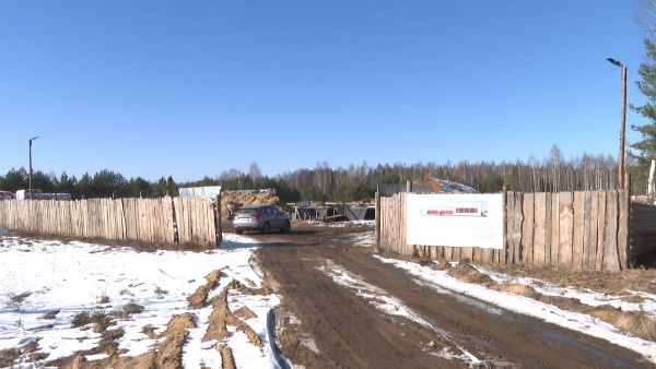 В Злынке продолжаеся строительство спортивно-оздоровительного комплекса