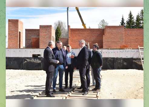 Губернатор Брянщины Александр Богомаз призвал усилить контроль за графиком работ строительства ФОКа в Карачеве