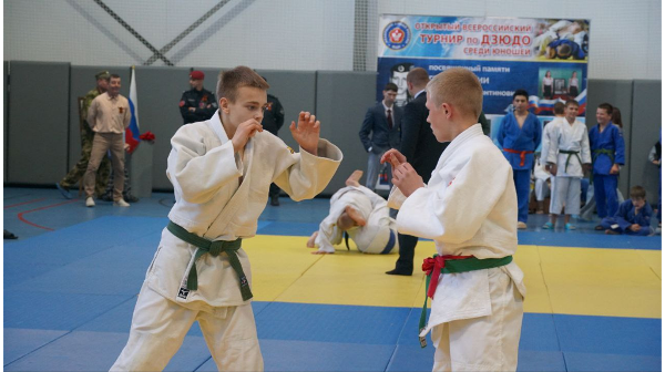 В Почепе в память о Герое России Вадиме Ермакове провели турнир по дзюдо