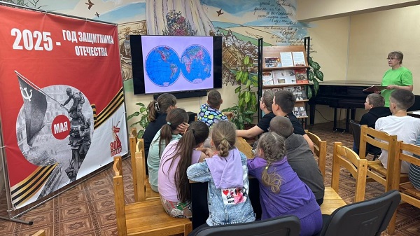 В Стародубской центральной библиотеке для ребят организовали «Путешествие в подводный мир»