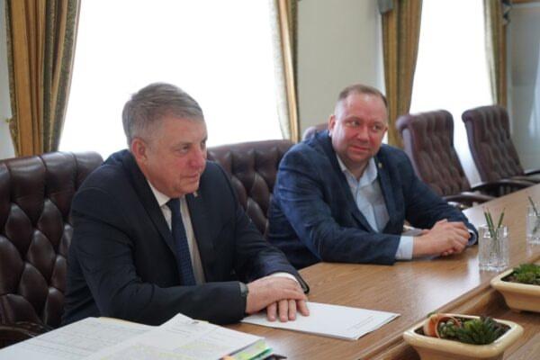 В Брянске соревнуются шахматисты из 20 регионов