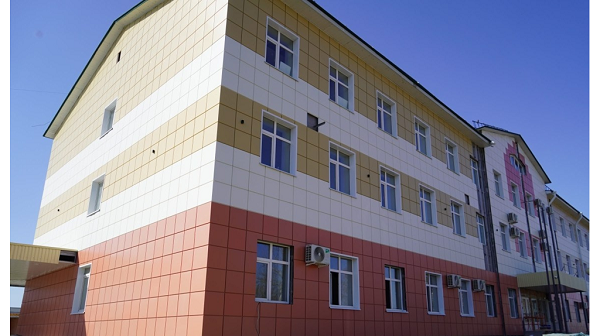 В Почепе Брянской области завершается реконструкция пустовавшего здания под диагностический центр