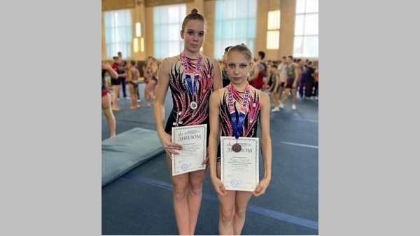 Две брянские гимнастки удостоены звания мастеров спорта России