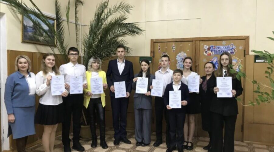 В Брасовском районе вручили именные стипендии школьникам