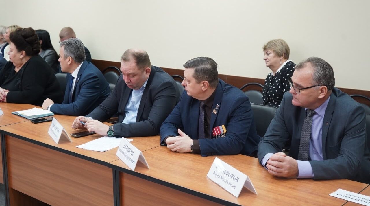 Участники проекта «Брянские герои» познакомились со своими наставниками