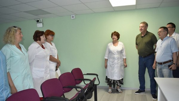 Губернатор Александр Богомаз высоко оценил работы по строительству Брянковской центральной поликлиники