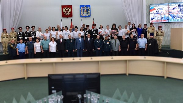 Военный комиссариат Брянской области с 80-летием поздравил губернатор Александр Богомаз