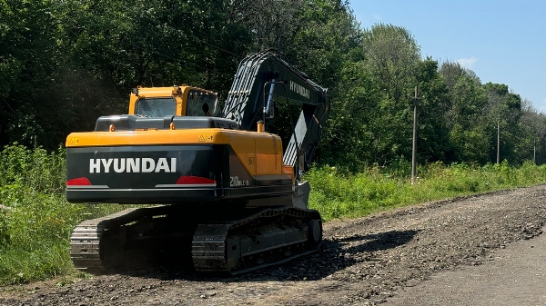 В Брянской области капитально ремонтируют участок дороги Комаричи-Лубошево