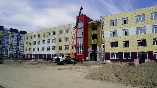 Брянская школа на Флотской строится по нацпроекту «Образование»