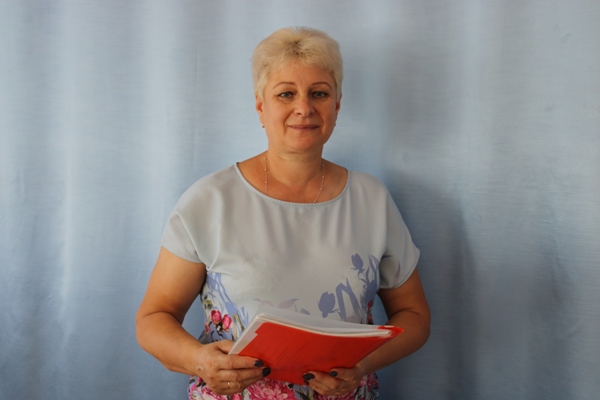 Алла Шило уже много лет является председателем участковой избирательной комиссии в Стародубе