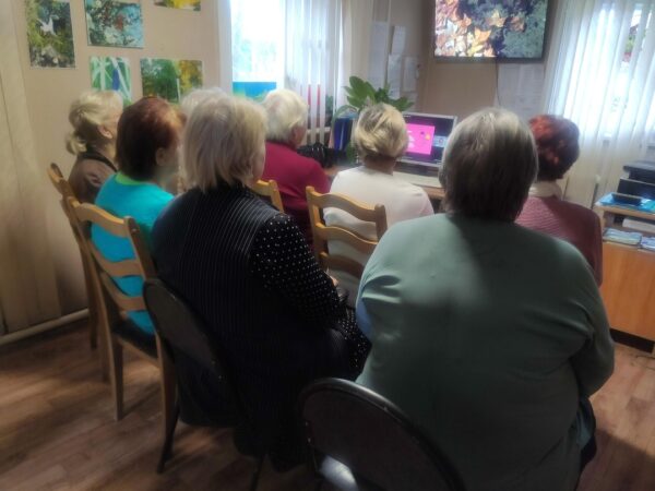 В Стародубе граждан старшего возраста обучали финансовой грамотности