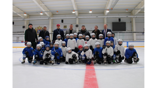 С воспитанниками брянских спортшкол встретился легенда хоккея Андрей Коваленко