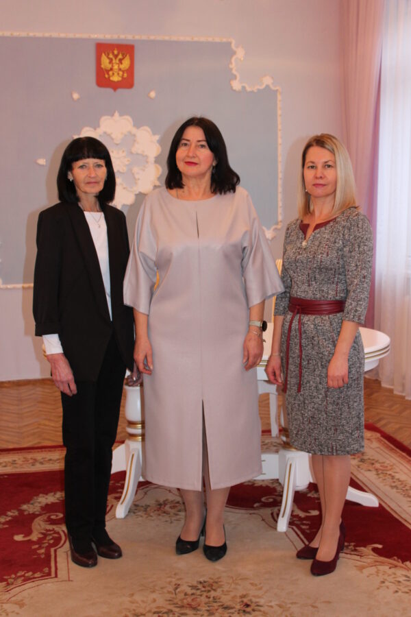 Работники отдела ЗАГСа Стародубского района отмечают свой профессиональный праздник