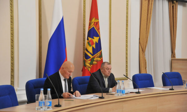 В Брянской области обсудили работу спортивных объектов на новогодних каникулах