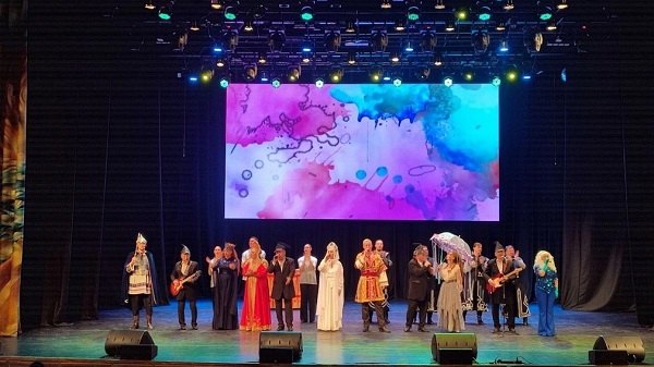 В Брянской области для семей героев СВО показали театрализованное представление