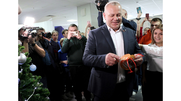 Спикер Брянской облдумы Валентин Суббот принял участие в «Ёлке желаний»