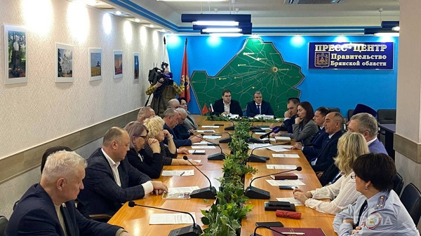 В Брянске обсудили вопросы межнациональных отношений