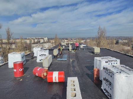 Брянская область продолжает оказывать помощь подшефной луганской Брянке