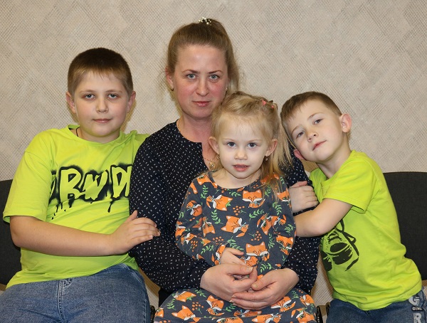 В многодетной семье Мелеховых из Стародуба царят любовь и счастье