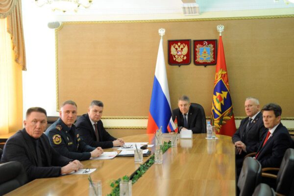 Губернатор Брянщины Александр Богомаз принял участие во Всероссийском селекторном совещании по готовности к сезонным рискам