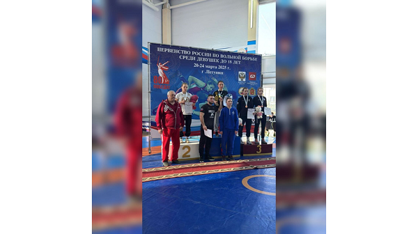 Александра Моисеенко из Брянска завоевала бронзу первенства России по вольной борьбе