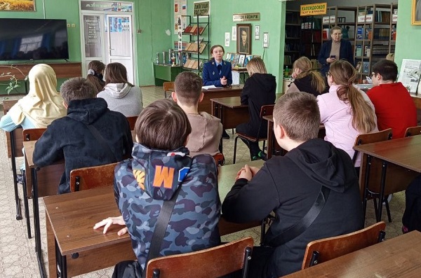 Для первокурсников Брянского аграрного техникума провели познавательную встречу