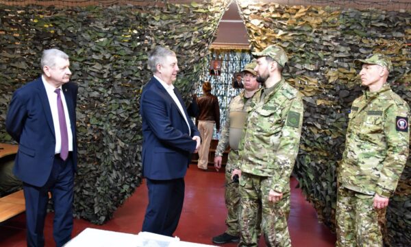 Брянских добровольцев «БАРС» навестили губернатор и депутат Госдумы