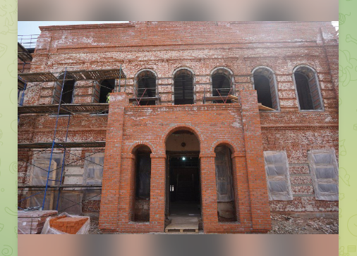 Брянский губернатор Александр Богомаз проинспектировал строительство технопарка «Кванториум» в Клинцах