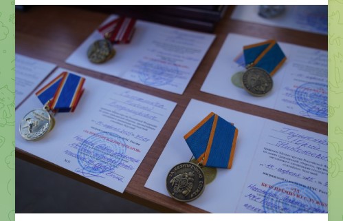 Губернатор Александр Богомаз поздравил сотрудников и ветеранов ГУ МЧС России по Брянской области