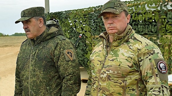 Замминистра обороны Евкуров высоко оценил боеготовность «БАРС-Брянск»