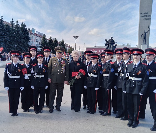 Юные стародубчане стали участниками Победного митинга в Брянске