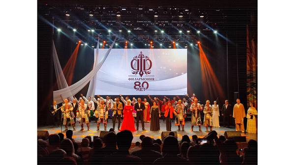 Брянская областная филармония закрыла юбилейный 80-й сезон ярким концертом