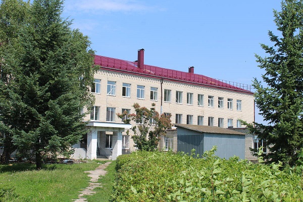 В Комаричской школе №2 продолжается капитальный ремонт