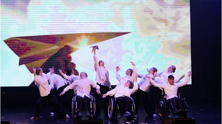 Студия инклюзивного танца из Брянская — лауреат международного конкурса