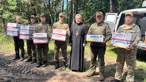 Брянский священник доставил гуманитарную помощь в приграничную зону СВО