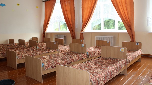 В одной из школ Климовского района идёт подготовка дошкольной группы к приёмке