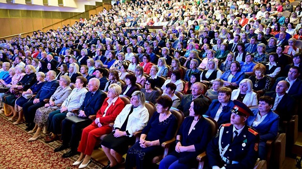 В Брянске на традиционной педагогической конференции обсудили развитие образования