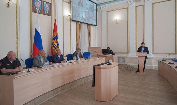 В Брянской области обсудили подготовку образовательных учреждений к новому учебному году