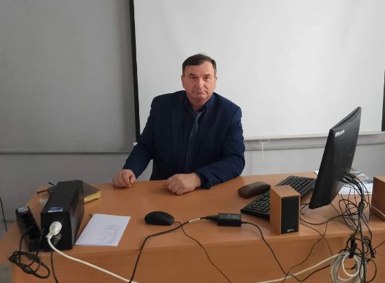 Директор Брянского аграрного техникума Владимир Викторович Потапов поделился своим мнением о спецоперации: