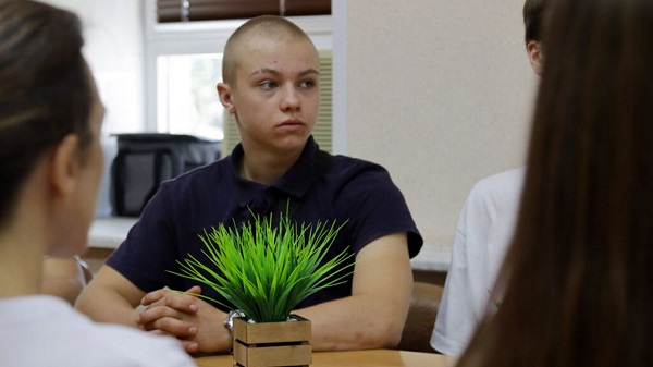 В Брянске сын участника СВО организовал пункт приёма гуманитарной помощи