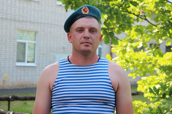 Стародубчанину Сергею Понасенко представилась возможность быть причастным к празднику ВДВ