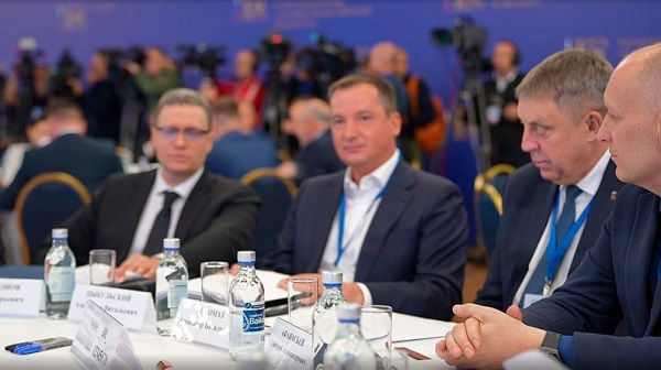 Брянский губернатор Богомаз принял участие в расширенном заседании комиссии Госсовета РФ