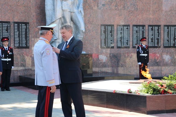 Глава администрации Стародубского округа награжден медалью